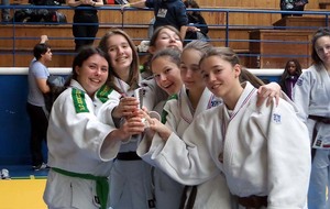 54fe02767a79e_EquipeCadettes004.jpg